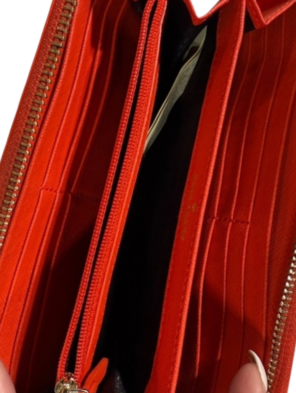Kate Spade Storybook Lining Full Zip Red Wallet + Embellished 'D' Detailing - Picture 2 of 13